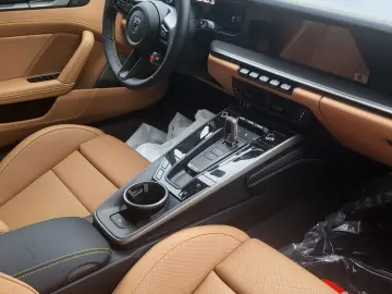 Porsche 911 Turbo S MY 2026! Disponibila imediat!