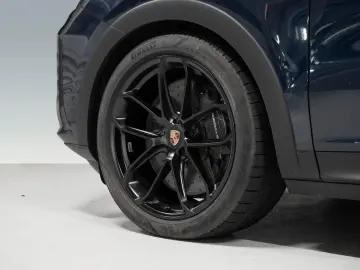 PORSCHE Cayenne Turbo E-Hybrid Coupe mit GT-Paket HeadUp