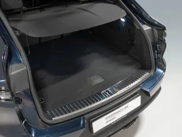 PORSCHE Cayenne Turbo E-Hybrid Coupe mit GT-Paket HeadUp