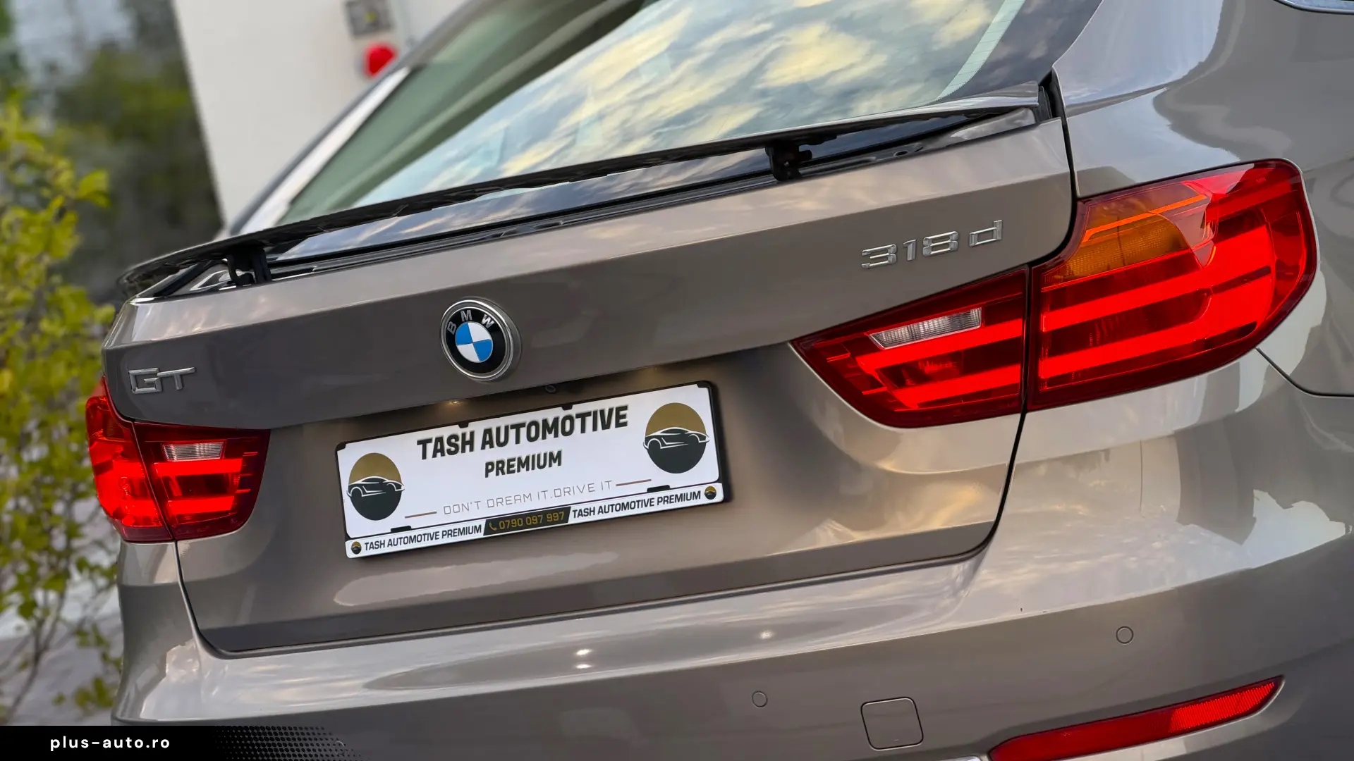 BMW 3 SERIES GT 318D – AUTOMATIC - 143 CP - 2014
