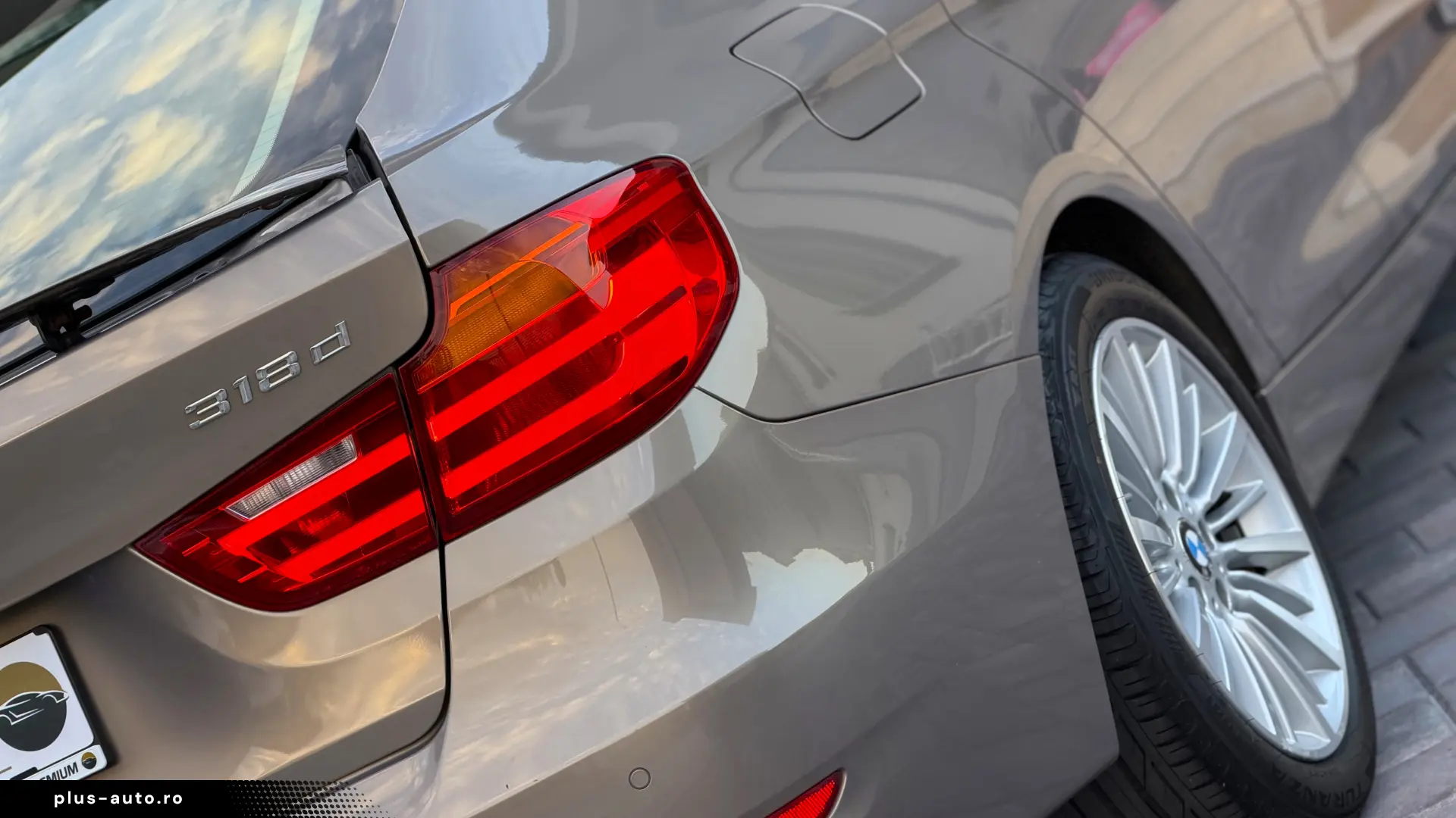 BMW 3 SERIES GT 318D – AUTOMATIC - 143 CP - 2014
