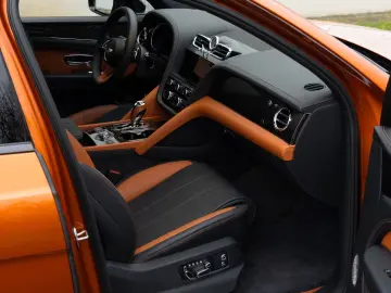 BENTLEY Bentayga S 4WD MASSAGE.MATRIX.ACC.AHK NEUZUSTAND