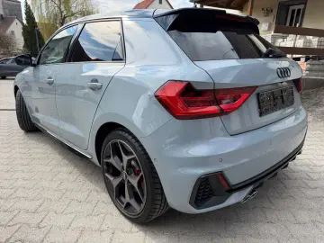 AUDI A1 Sportback 40 TFSI S line  S line 2x  VOLL!!