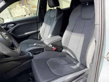 AUDI A1 Sportback 40 TFSI S line  S line 2x  VOLL!!
