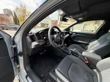 AUDI A1 Sportback 40 TFSI S line  S line 2x  VOLL!!
