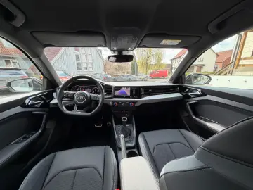 AUDI A1 Sportback 40 TFSI S line  S line 2x  VOLL!!