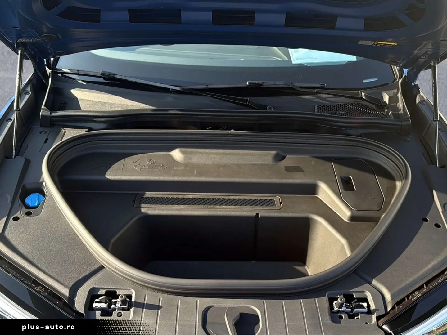 AUDI Q6 Sportback e-tron AHK Kamera