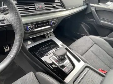 AUDI Q5 40 TDI qu. Sline Matrix B&O Pano HuD AHK 360