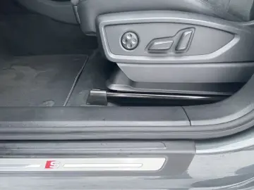 AUDI Q5 SB 40 TDI qu. S line Matrix B&O Pano Kamera