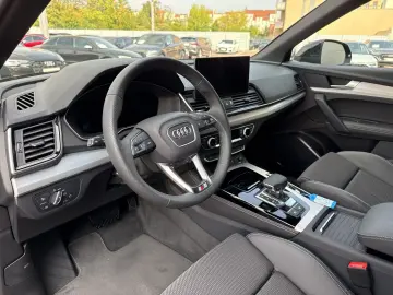 AUDI Q5 50 TFSIe qu 2x S line MATRIX 360  TOUR AHK 21