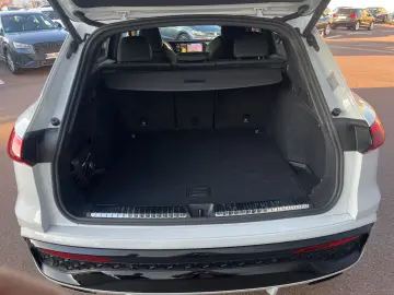 AUDI Q5 SUV TFSI qu 2x S line MATRIX BEIFAHRERDISPLAY