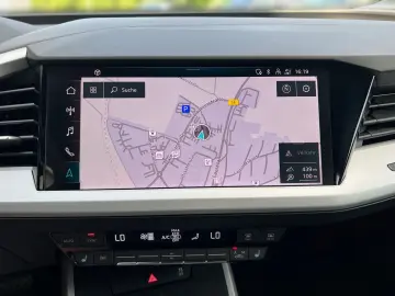 AUDI Q4 e-tron  SHZ NAVI KAMERA LED GRA  Navi LED