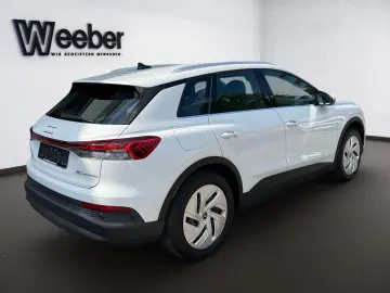 AUDI Q4 e-tron  SHZ NAVI KAMERA LED GRA  Navi LED