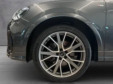 AUDI Q3 40 TFSI qu. S line AHK 20 SONOS ACC NAVI