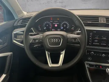 AUDI Q3 40 TFSI qu. S line AHK 20 SONOS ACC NAVI