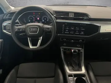 AUDI Q3 40 TFSI qu. S line AHK 20 SONOS ACC NAVI