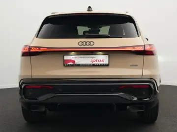 AUDI Q5 TFSI quattro S line  NAV AHK 360 MATRIX LANE