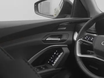 AUDI Q5 TFSI quattro S line  NAV AHK 360 MATRIX LANE