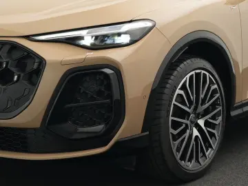 AUDI Q5 TFSI quattro S line  NAV AHK 360 MATRIX LANE