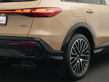 AUDI Q5 TFSI quattro S line  NAV AHK 360 MATRIX LANE