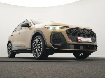 AUDI Q5 TFSI quattro S line  NAV AHK 360 MATRIX LANE