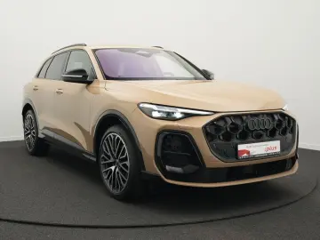AUDI Q5 TFSI quattro S line  NAV AHK 360 MATRIX LANE