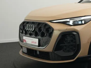 AUDI Q5 TFSI quattro S line  NAV AHK 360 MATRIX LANE