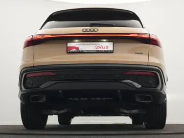 AUDI Q5 TFSI quattro S line  NAV AHK 360 MATRIX LANE