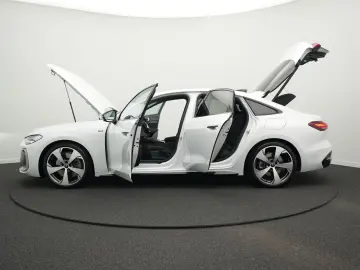 AUDI A5 Limousine e-hybrid quattro  AHK-Vor. S-Line
