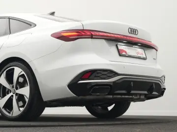 AUDI A5 Limousine e-hybrid quattro  AHK-Vor. S-Line
