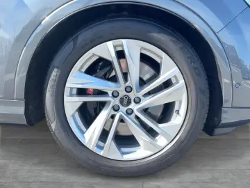 AUDI SQ7 TFSI HD MLED HuD Pano StHZ Optik B&O AHK