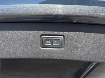 AUDI SQ7 TFSI HD MLED HuD Pano StHZ Optik B&O AHK