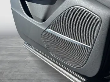 AUDI SQ7 TFSI HD MLED HuD Pano StHZ Optik B&O AHK