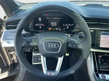 AUDI SQ7 TFSI HD MLED HuD Pano StHZ Optik B&O AHK