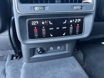 AUDI SQ7 TFSI HD MLED HuD Pano StHZ Optik B&O AHK