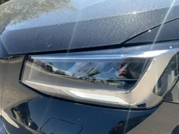 AUDI Q2 40 TFSI QU S-TR ADVANCED LED NAVI RFK ACC 17