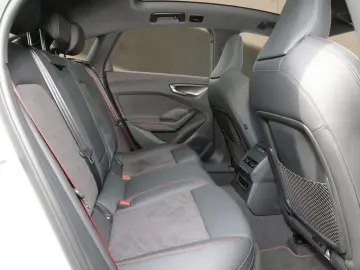 AUDI A5 Lim. e-hybrid Q S line 19  PANO MATRIX B&O