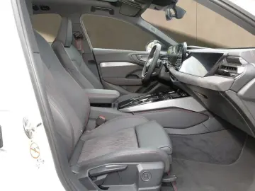 AUDI A5 Lim. e-hybrid Q S line 19  PANO MATRIX B&O