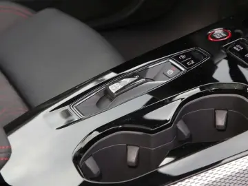 AUDI A5 Lim. e-hybrid Q S line 19  PANO MATRIX B&O