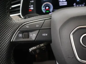 AUDI Q8 60 TFSI e quattro Pro Line S Competition   49