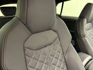AUDI Q8 TDI Quattro Tiptr S Line SportExtBlackPano23