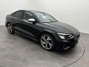 AUDI S3 Lim. TFSI Quattro STronic SchwarzPano19Matrix