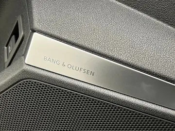 AUDI S3 Lim. TFSI Quattro STronic SchwarzPano19Matrix