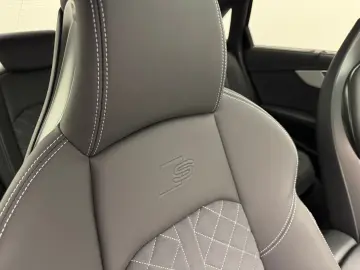 AUDI S4 Lim. TDI Quattro 341PS CompetitionPlus BLACK