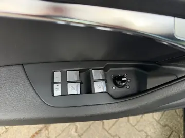 AUDI A6 40TDI Design MEMO LEDER SHZ NAVI KAMER ACC 18
