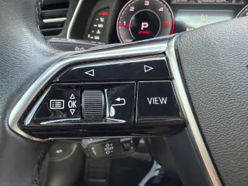 AUDI A6 40TDI Design MEMO LEDER SHZ NAVI KAMER ACC 18