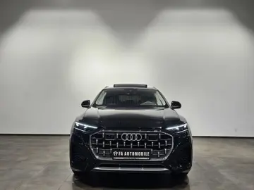 AUDI Q8 55 TFSI e Pano Softc B&O HuD Massage AHK  23'