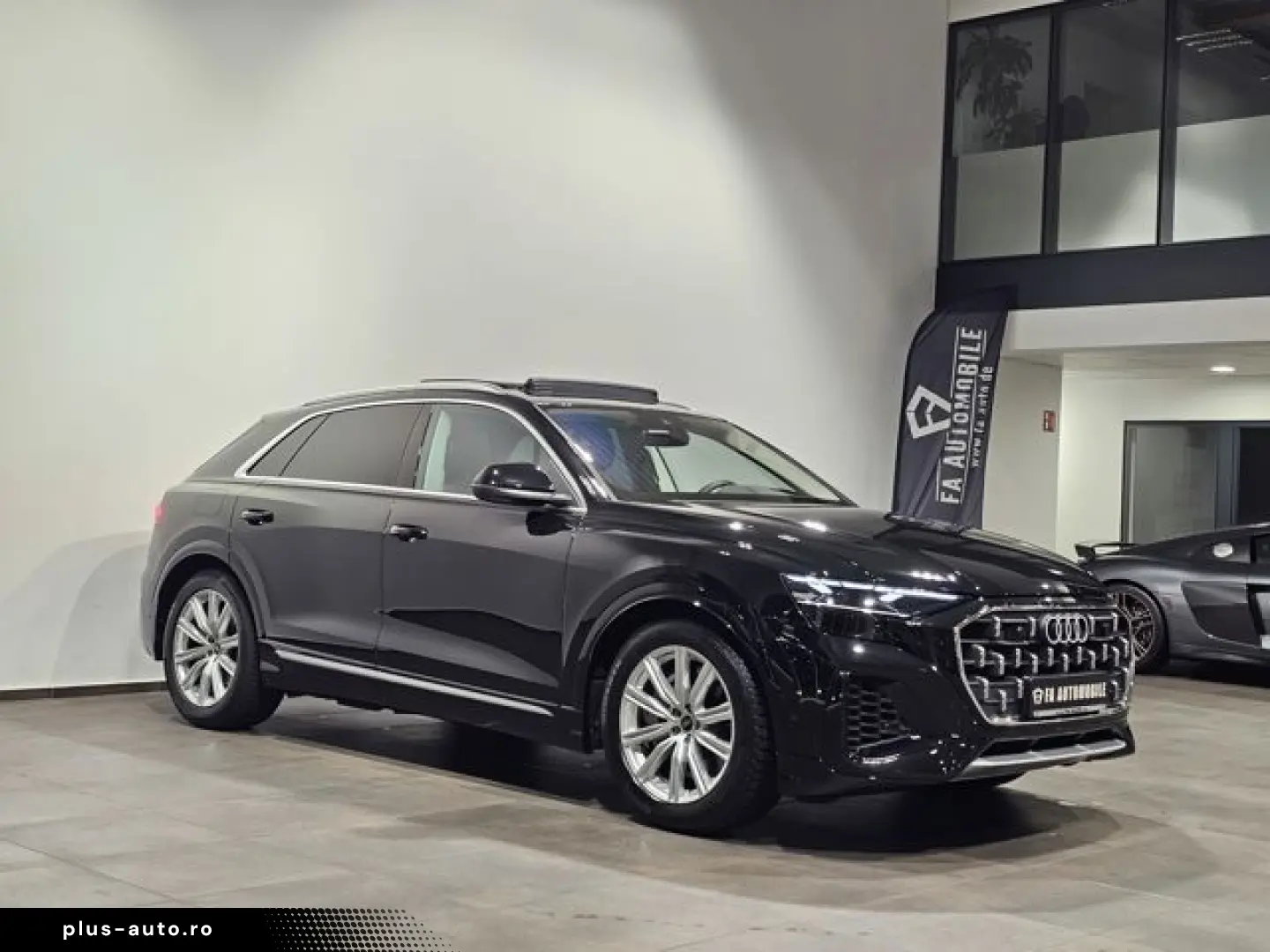 AUDI Q8 55 TFSI e Pano Softc B&O HuD Massage AHK  23'