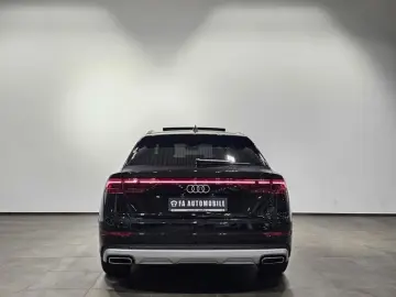 AUDI Q8 55 TFSI e Pano Softc B&O HuD Massage AHK  23'