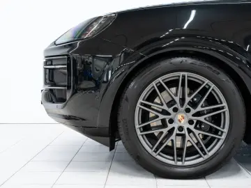 PORSCHE Cayenne E-Hybrid SportDesign